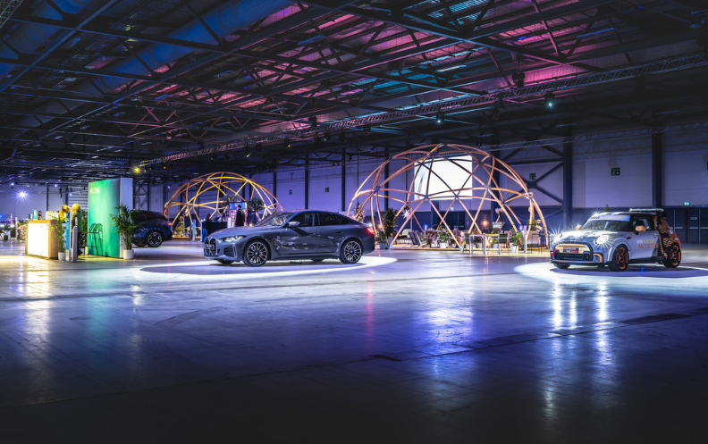 Hall 1 Cars
